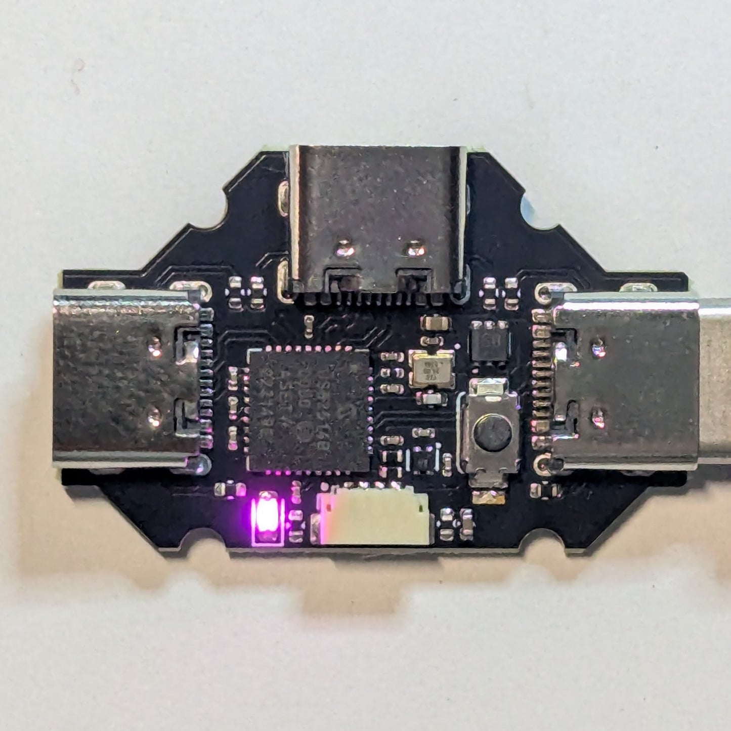 USB 2.0 Hub for Bigscreen Beyond